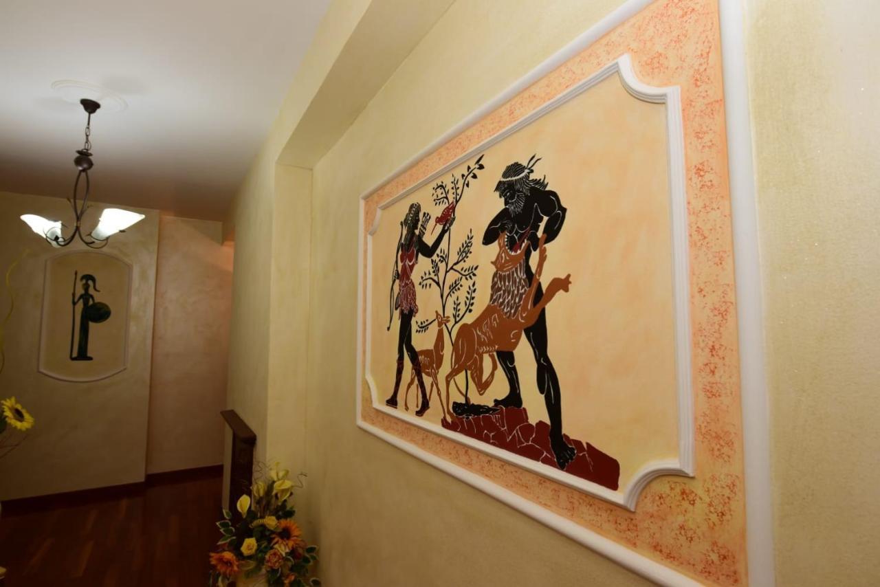 Albergo La Locanda Degli Apolidi アーテナ・ルカーナ エクステリア 写真